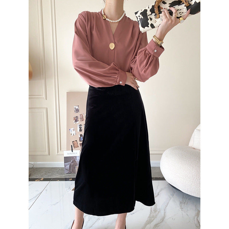 New Autumn New Commuter Satin-like Lantern Sleeve Shirt